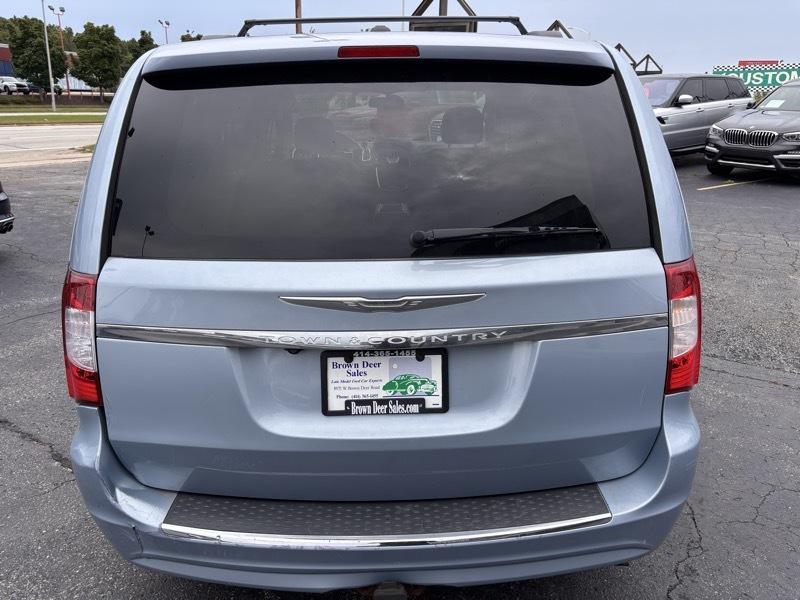 Chrysler Town & Country Touring 2013
