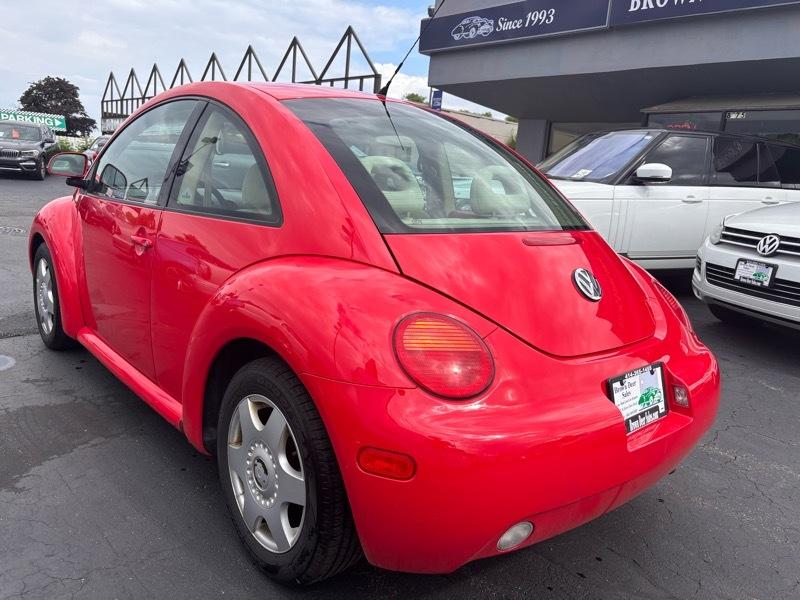 Volkswagen New Beetle Base 1998