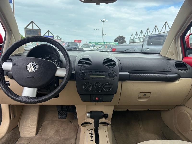 Volkswagen New Beetle Base 1998