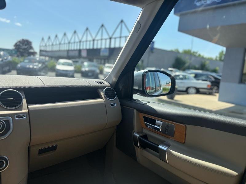 Land Rover LR4 HSE 2015