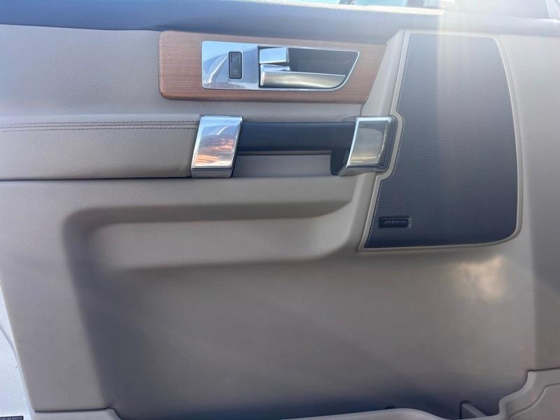 Land Rover LR4 HSE 2015
