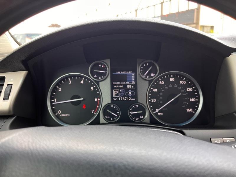 Lexus LX 570 Sport Utility 2015