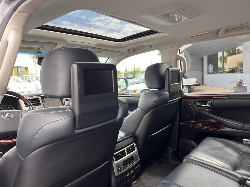 Lexus LX 570 Sport Utility 2015