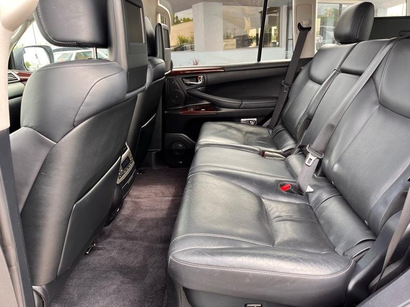 Lexus LX 570 Sport Utility 2015