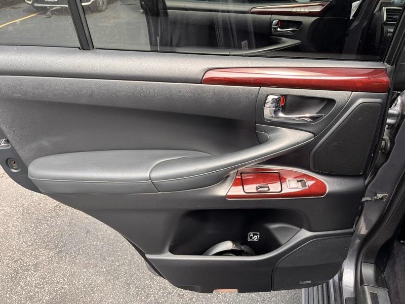 Lexus LX 570 Sport Utility 2015