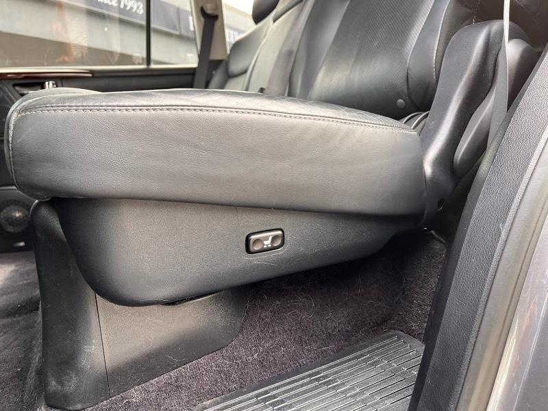 Lexus LX 570 Sport Utility 2015