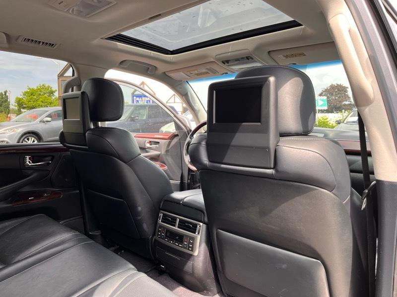 Lexus LX 570 Sport Utility 2015