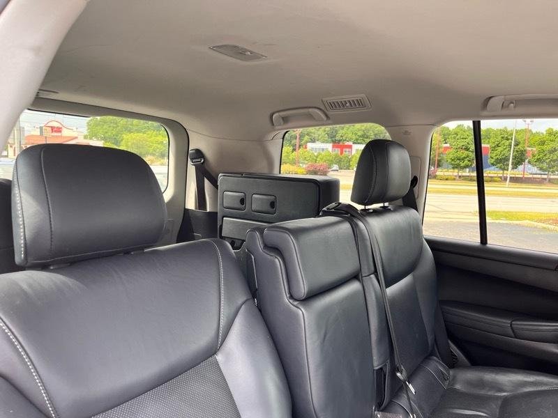 Lexus LX 570 Sport Utility 2015