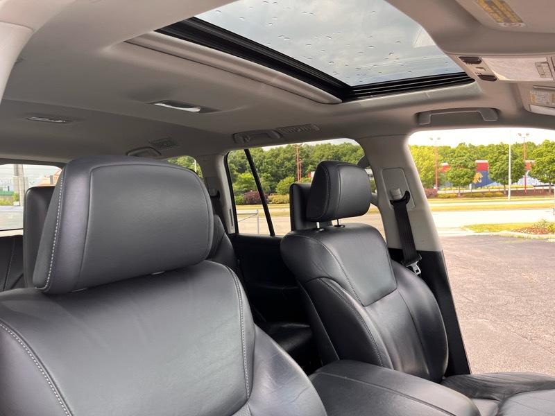 Lexus LX 570 Sport Utility 2015