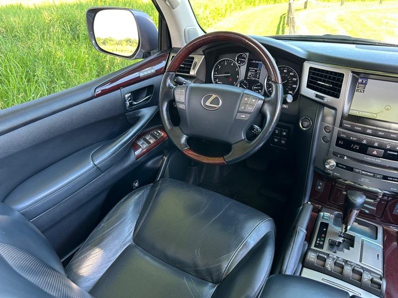Lexus LX 570 Sport Utility 2015