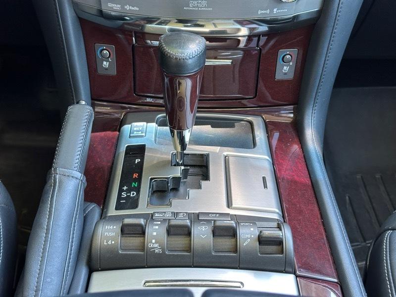 Lexus LX 570 Sport Utility 2015