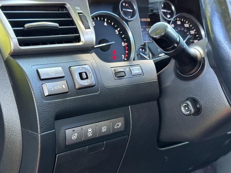Lexus LX 570 Sport Utility 2015