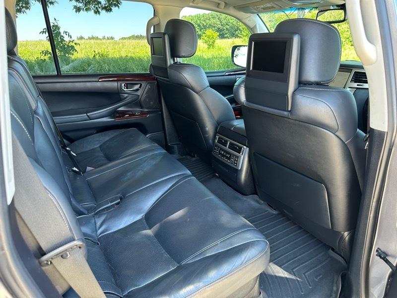 Lexus LX 570 Sport Utility 2015