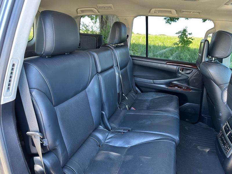 Lexus LX 570 Sport Utility 2015