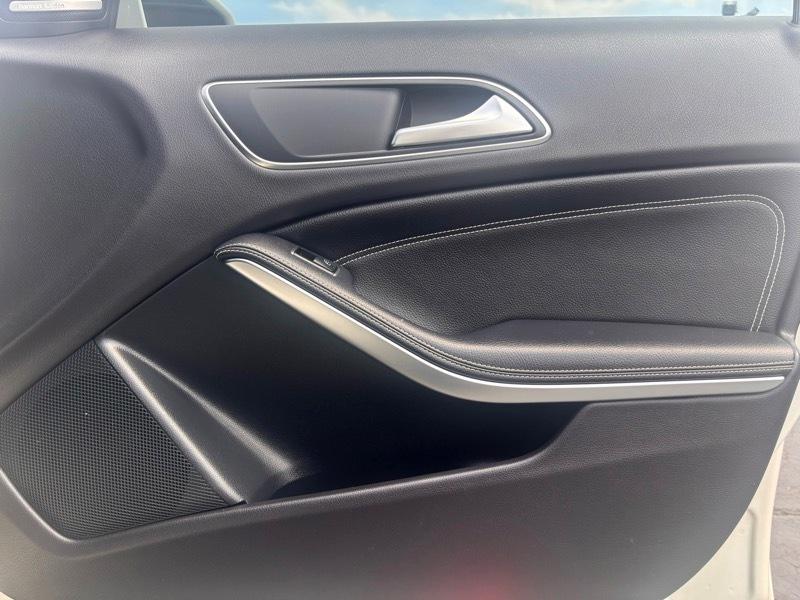 Mercedes-Benz GLA-Class GLA250 4MATIC 2016