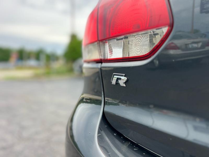 Volkswagen Golf R  2012