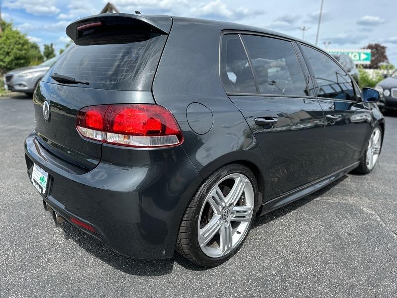 Volkswagen Golf R  2012