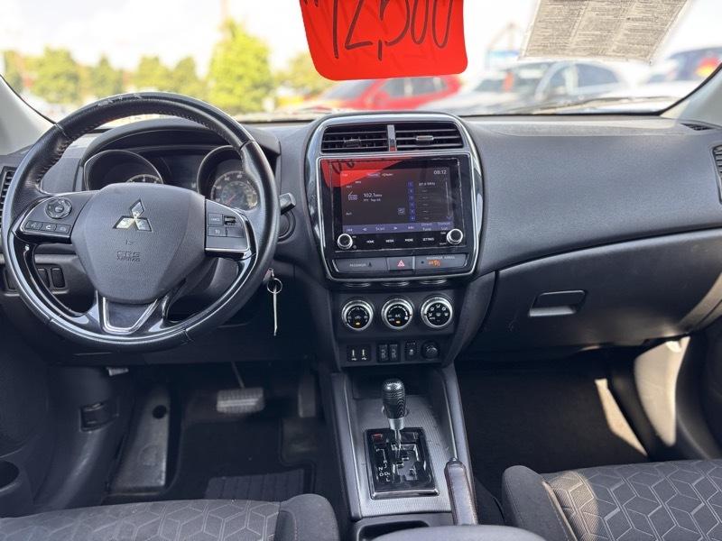 Mitsubishi Outlander Sport 2.0 ES CVT 2021