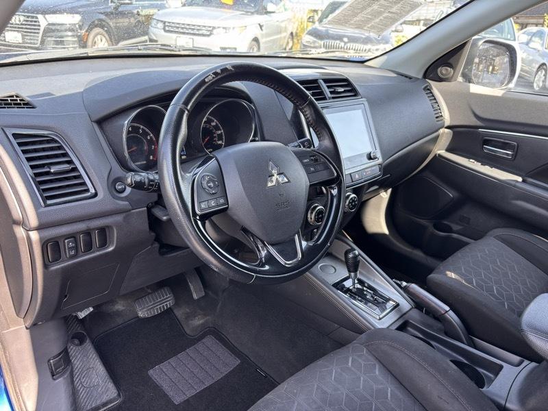 Mitsubishi Outlander Sport 2.0 ES CVT 2021