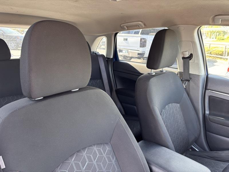 Mitsubishi Outlander Sport 2.0 ES CVT 2021