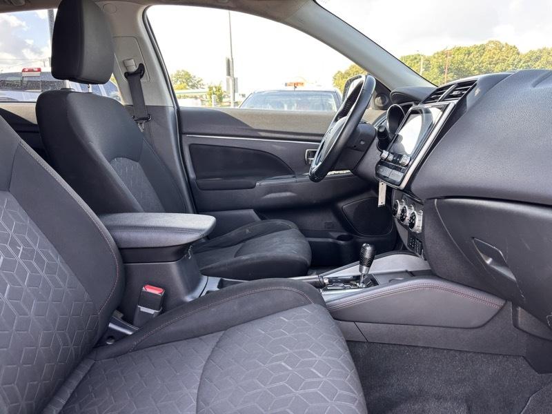 Mitsubishi Outlander Sport 2.0 ES CVT 2021