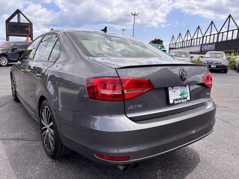 Volkswagen Jetta SE 6A 2015