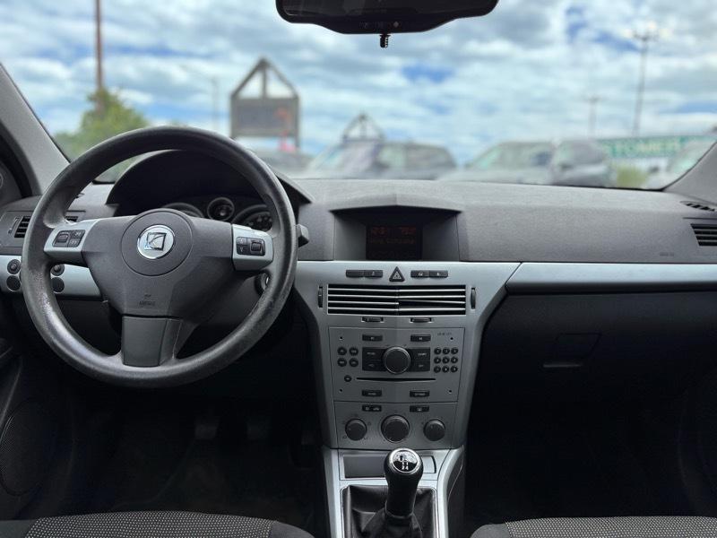 Saturn Astra XR 3-Door 2008