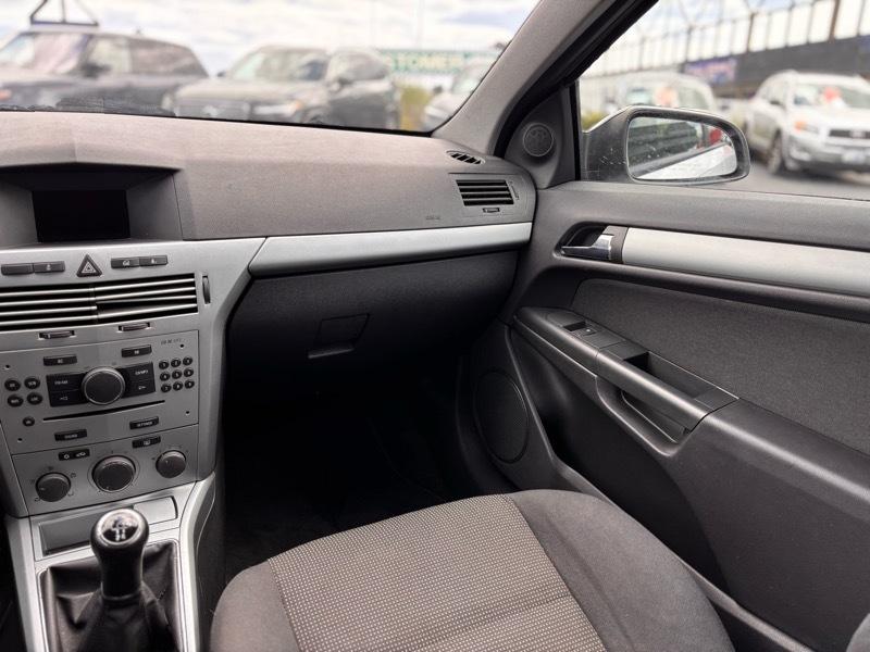 Saturn Astra XR 3-Door 2008