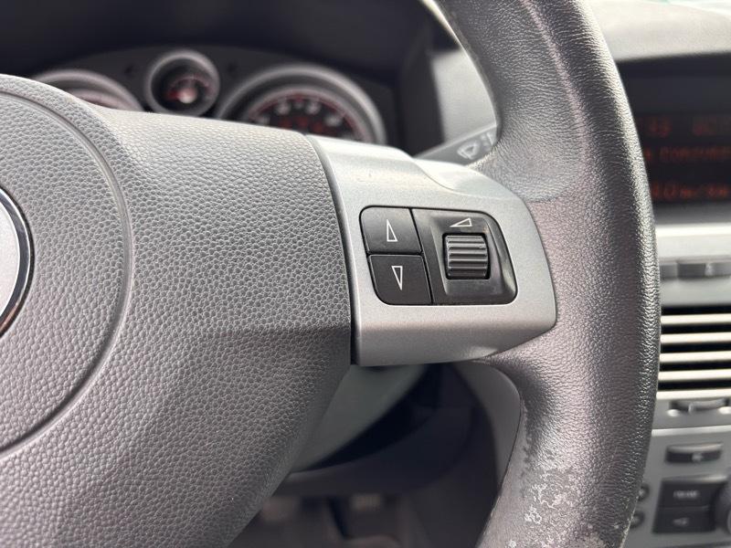 Saturn Astra XR 3-Door 2008