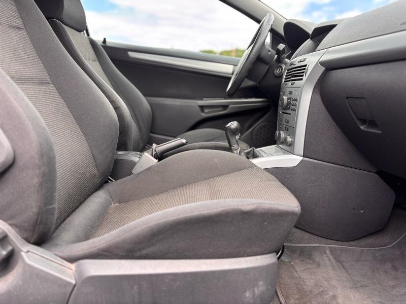 Saturn Astra XR 3-Door 2008