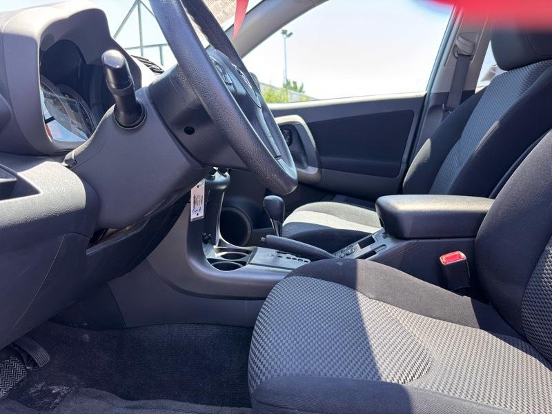 Toyota RAV4 Sport I4 4WD 2010