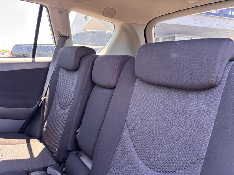 Toyota RAV4 Sport I4 4WD 2010