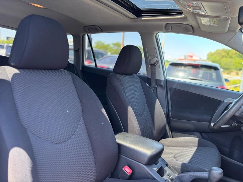 Toyota RAV4 Sport I4 4WD 2010