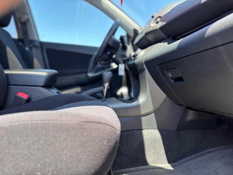 Toyota RAV4 Sport I4 4WD 2010