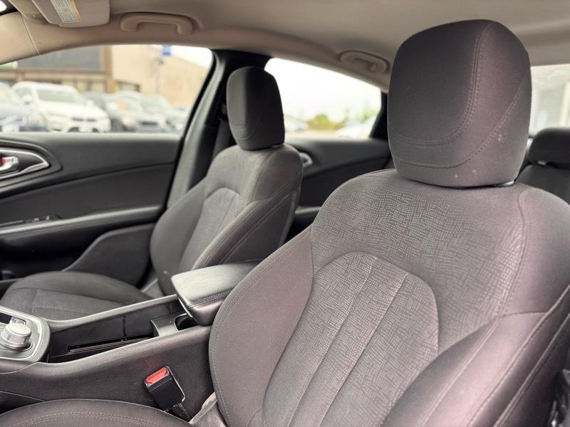 Chrysler 200 Limited 2015