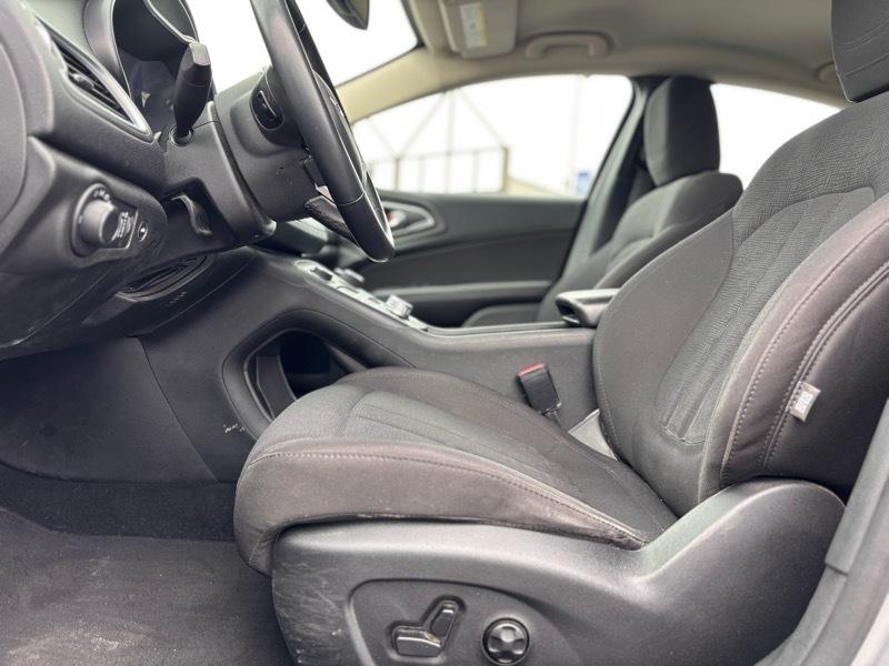 Chrysler 200 Limited 2015