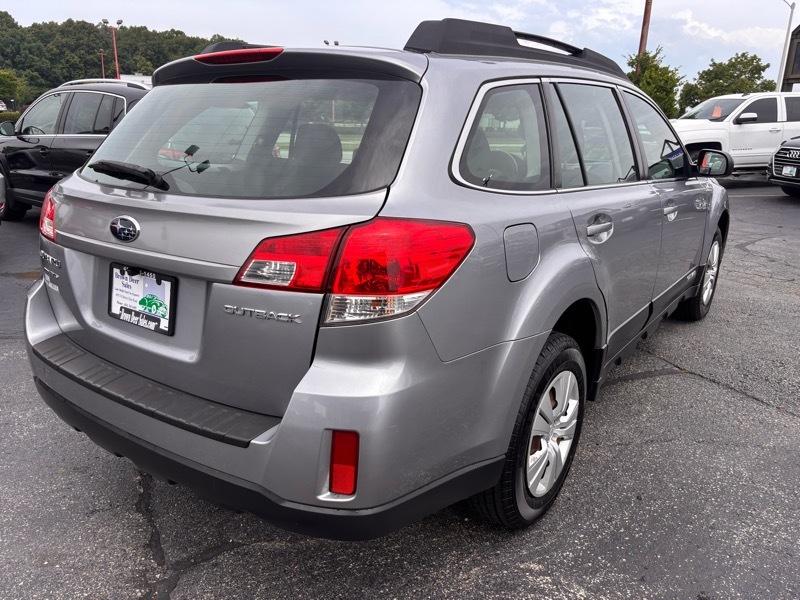 Subaru Outback 2.5i 2011
