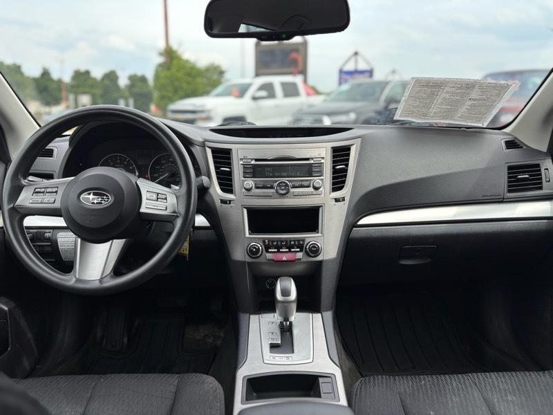 Subaru Outback 2.5i 2011