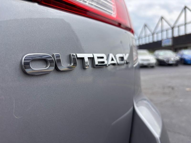 Subaru Outback 2.5i 2011