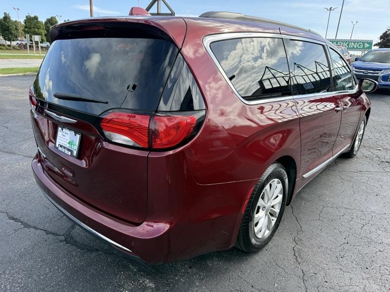 Chrysler Pacifica Touring-L 2017
