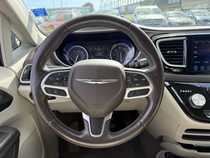 Chrysler Pacifica Touring-L 2017