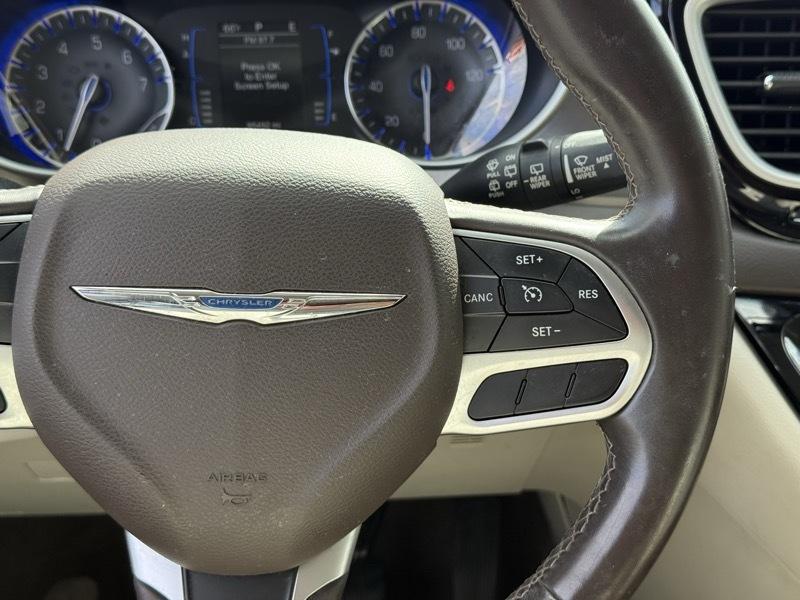 Chrysler Pacifica Touring-L 2017