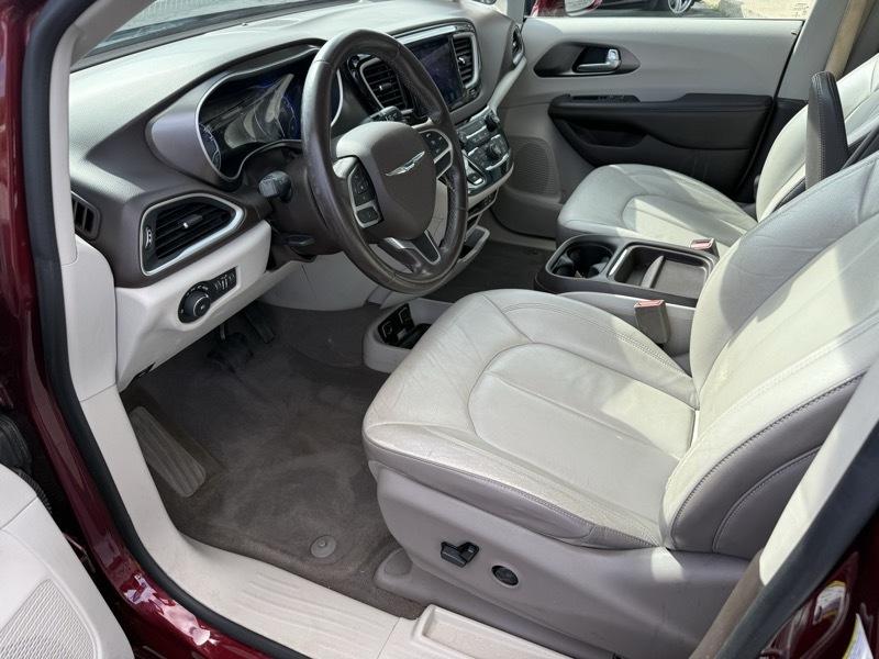 Chrysler Pacifica Touring-L 2017