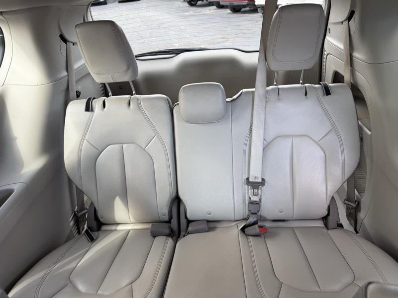 Chrysler Pacifica Touring-L 2017