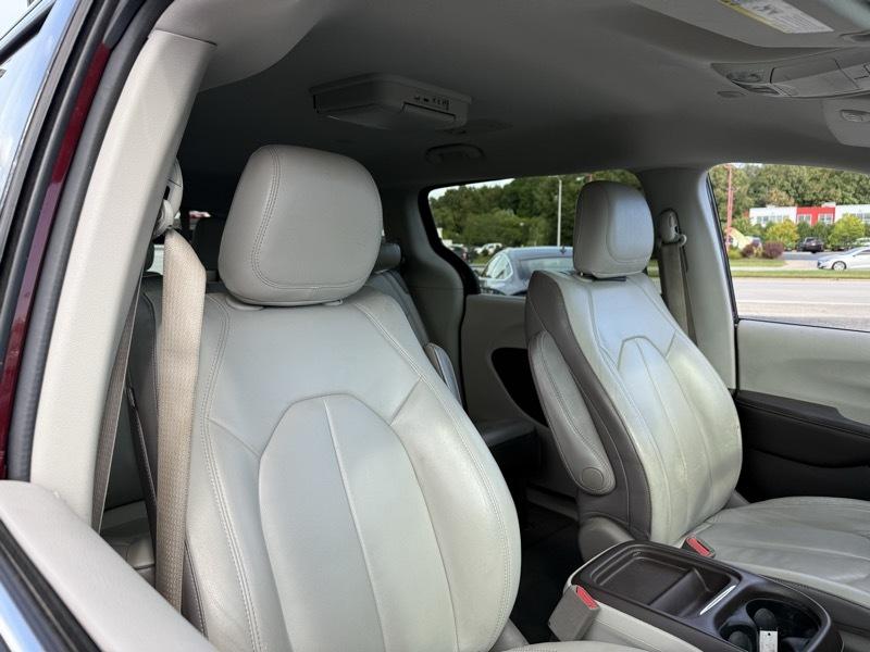 Chrysler Pacifica Touring-L 2017