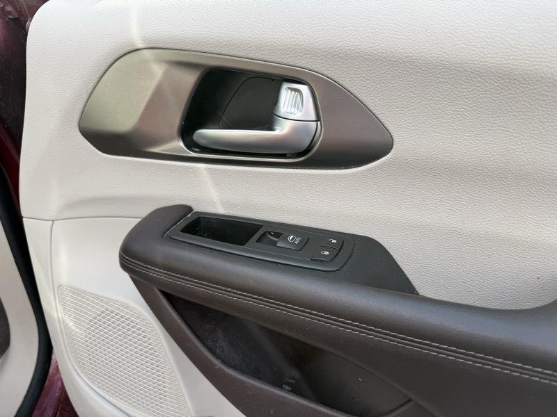 Chrysler Pacifica Touring-L 2017