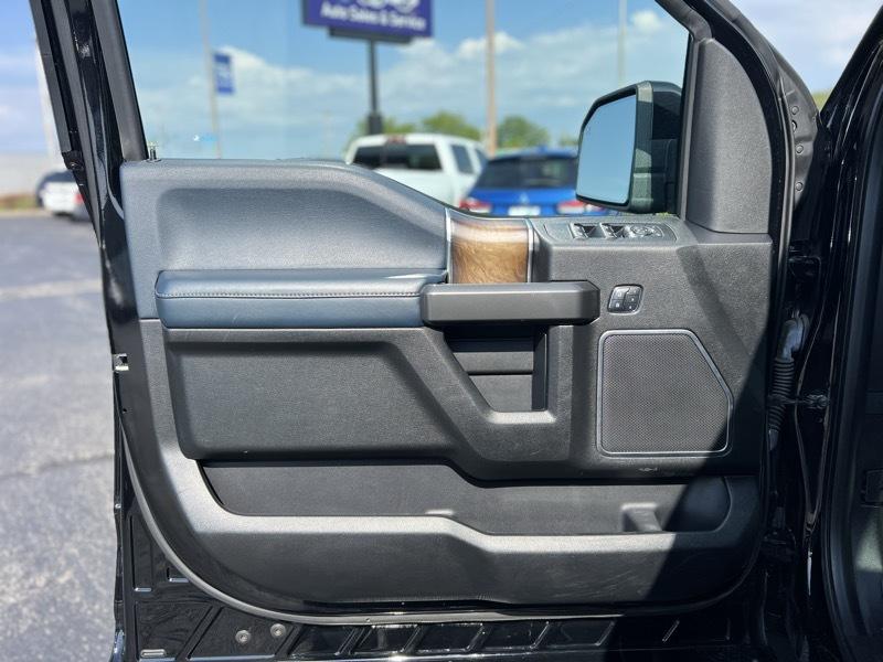 Ford F-150 Limited SuperCrew 4WD 2018