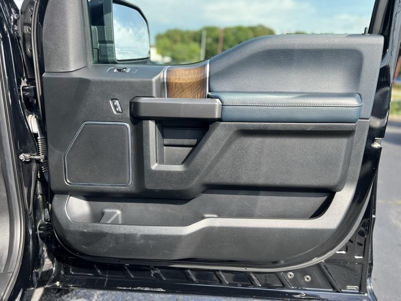 Ford F-150 Limited SuperCrew 4WD 2018