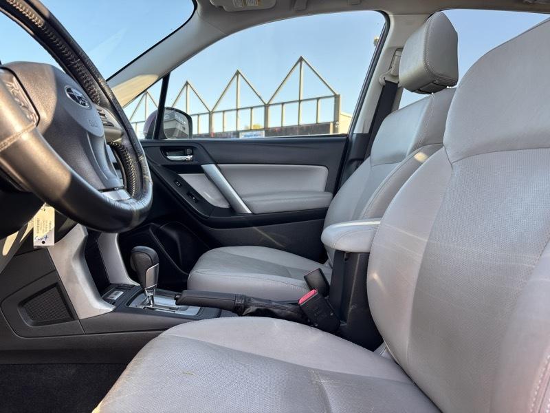 Subaru Forester 2.5i Limited 2015