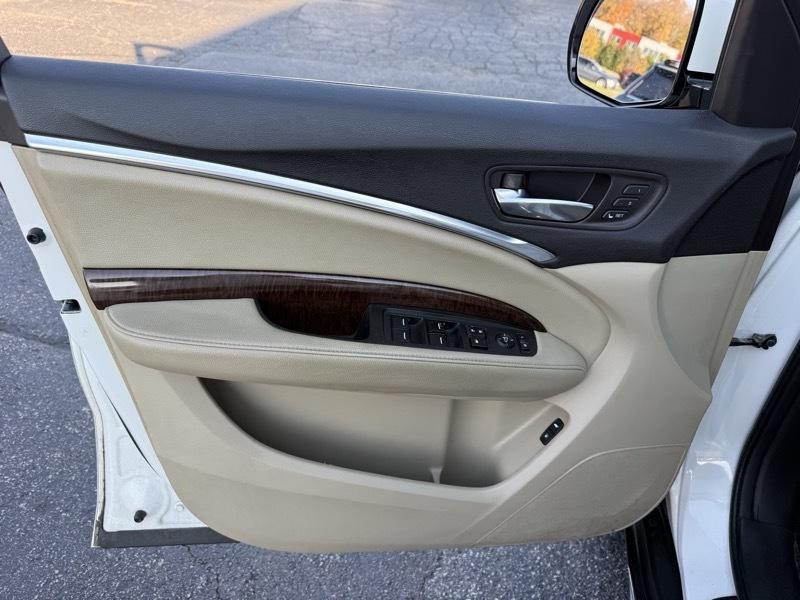 Acura MDX SH-AWD 9-Spd AT 2017